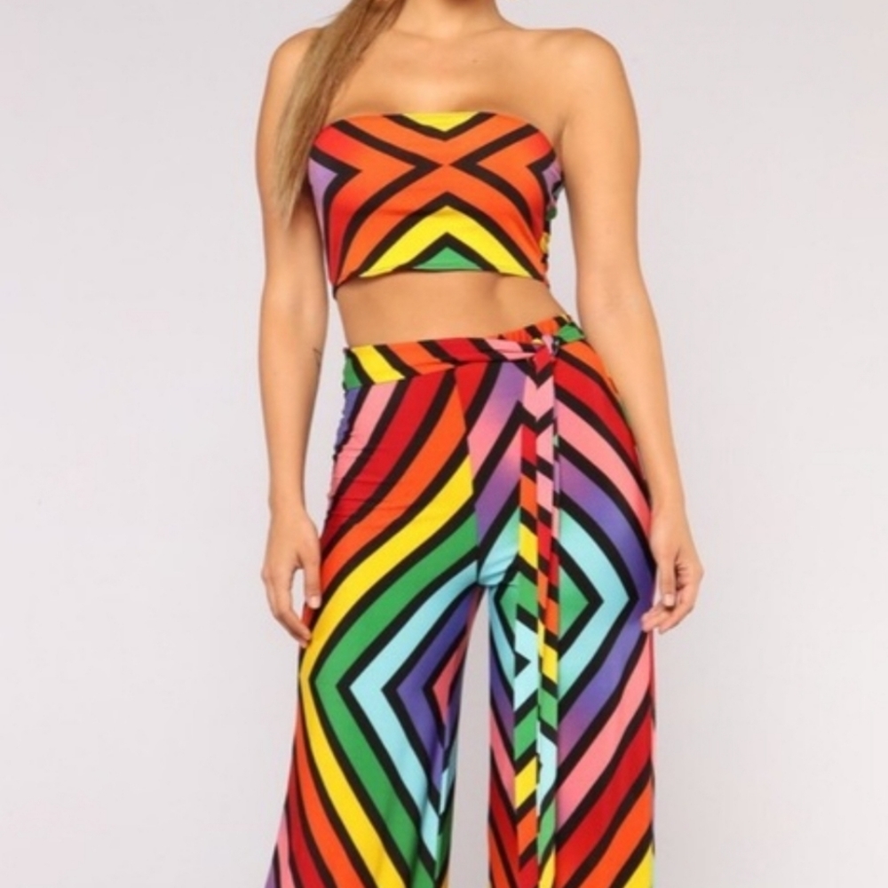 Fashion Nova Rainbow Set 🌈☁️